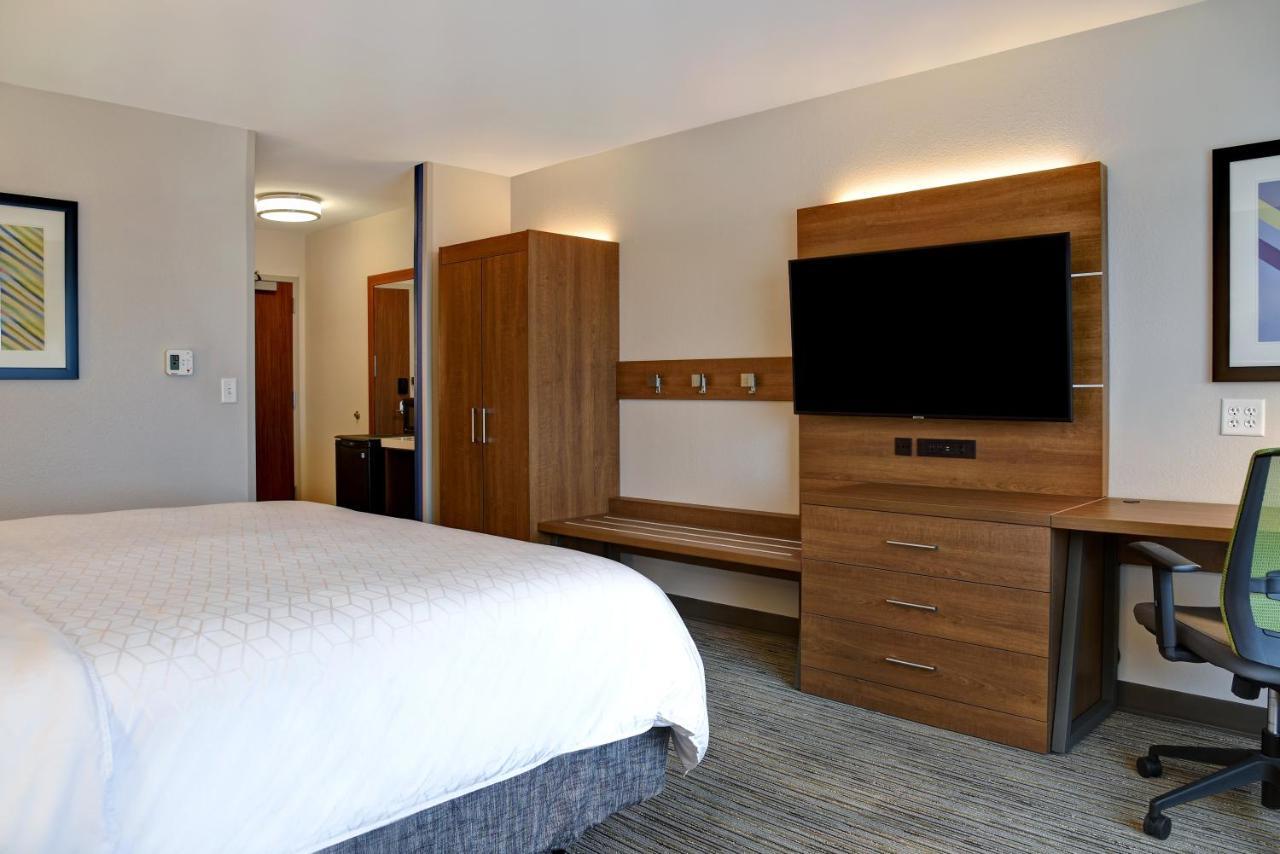 Hotel Express & - By Ihg