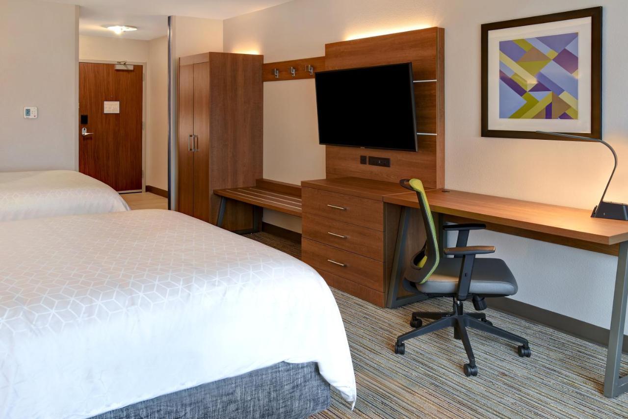 Express & - By Ihg Ottawa